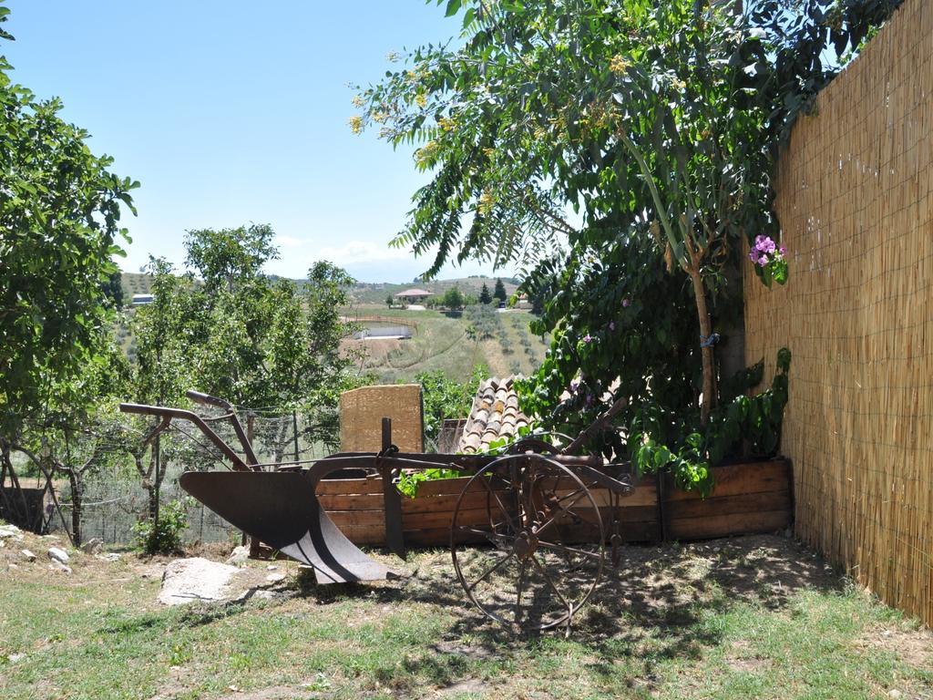Casa Dona' Penne Pension Buitenkant foto