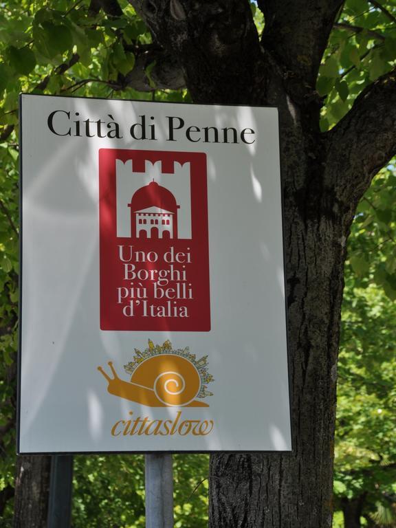 Casa Dona' Penne Pension Buitenkant foto